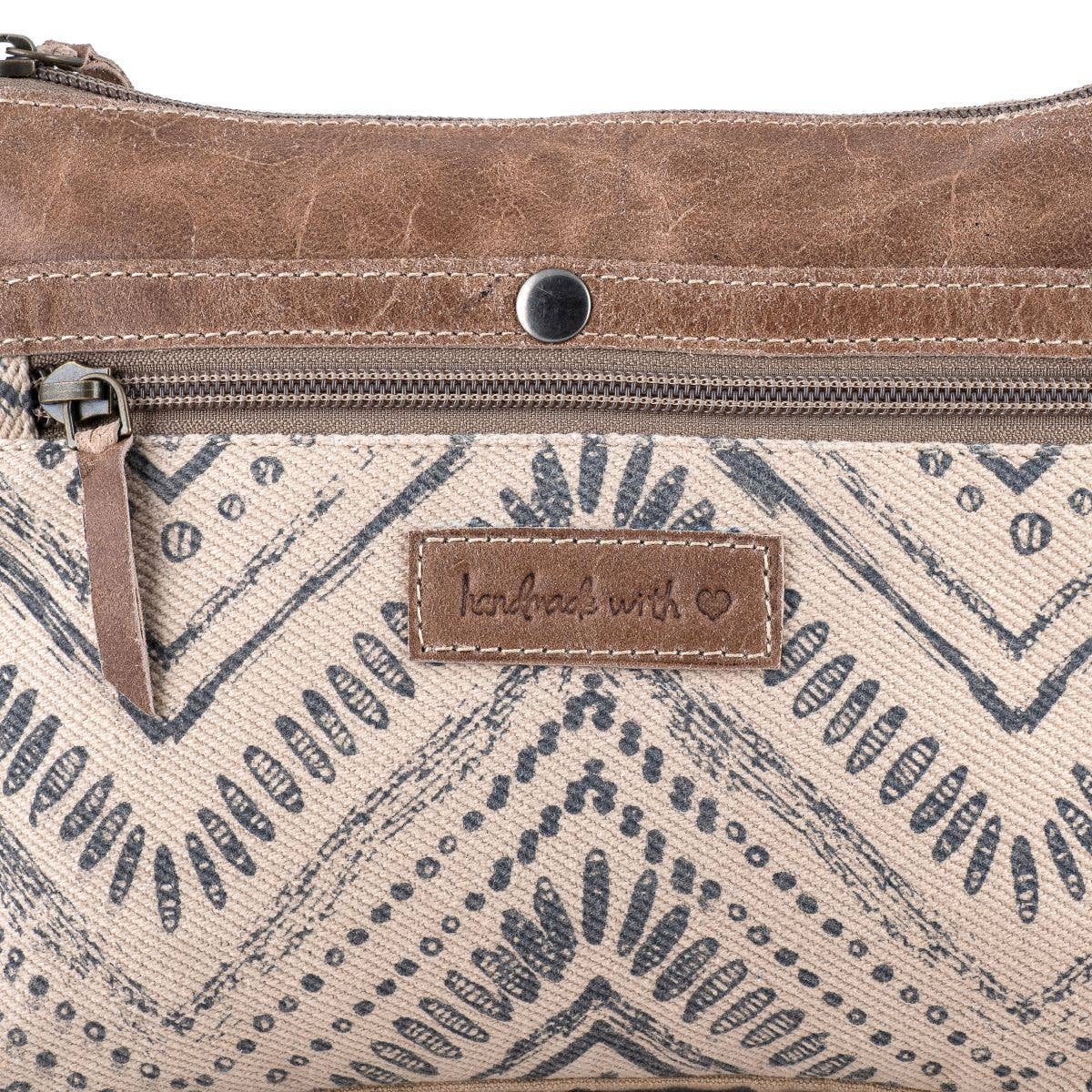 Burrenty Crossbody Bag
