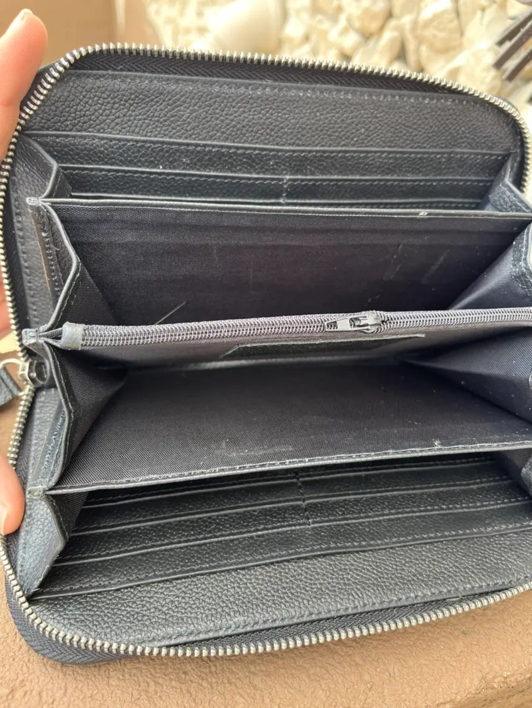 Women's Large Cowhide Wallet