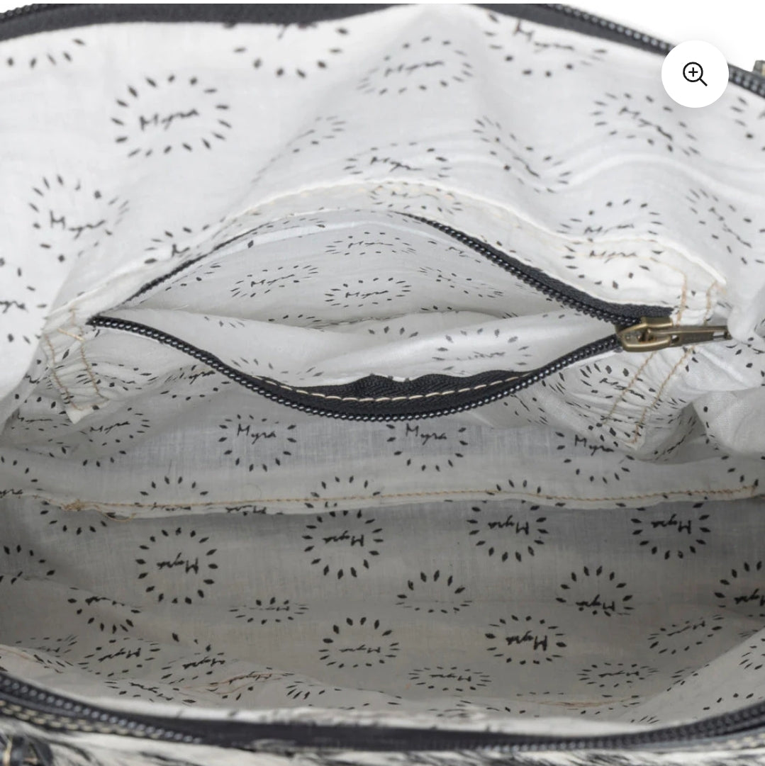 Mesa Maverick Tote Bag in Black & White - Myra