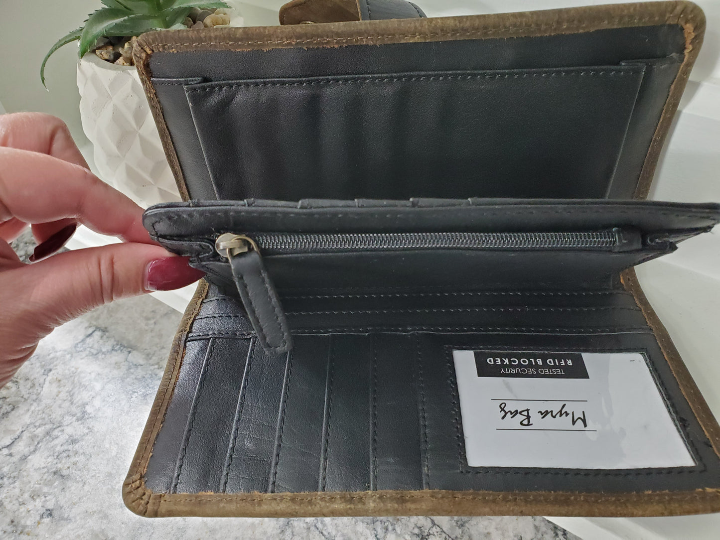Dispora Myra Wallet