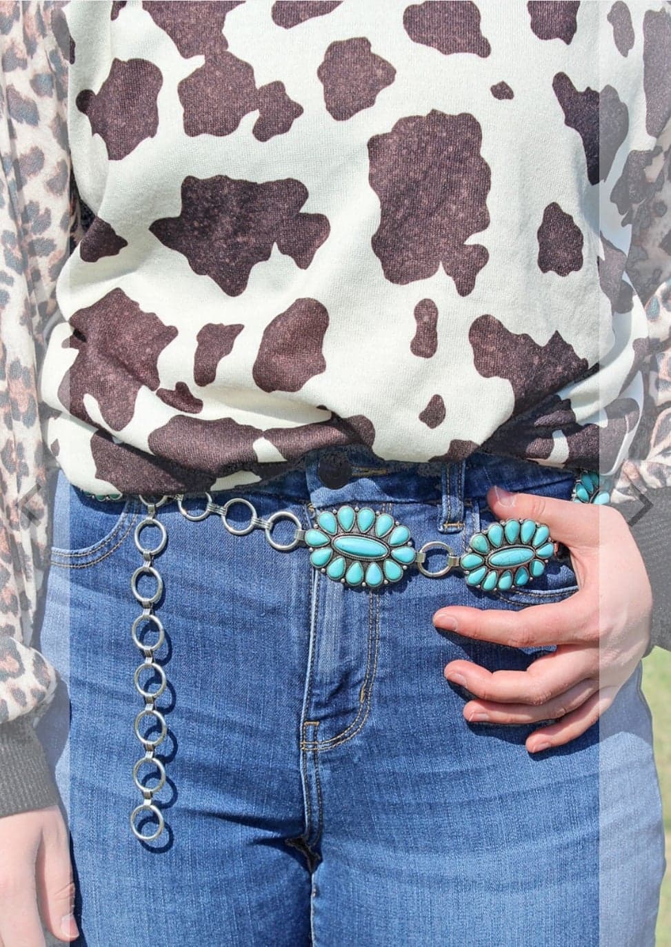 Turquoise Silvertone Loop Belt