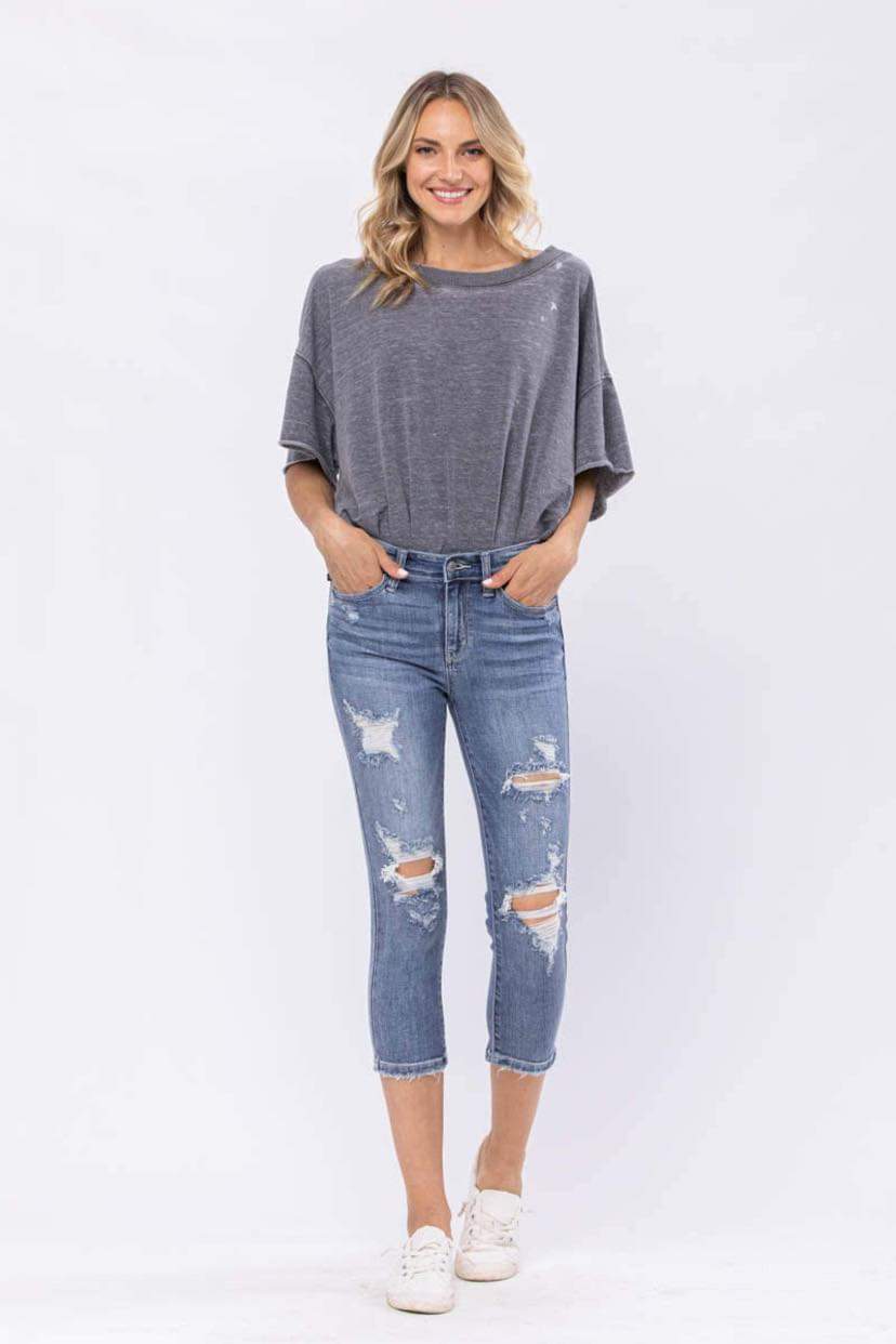 Judy Blue Mid Rise Distressed Capri