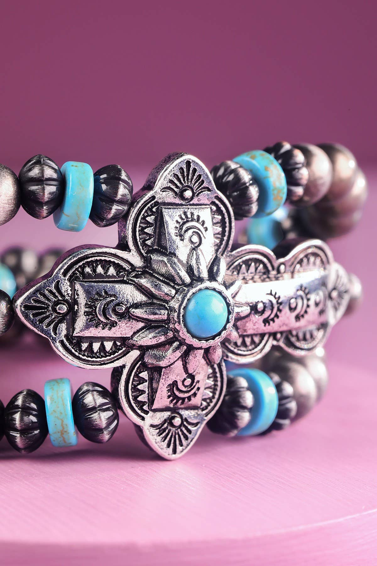 Navajo Pearl & Cross Stretch Bracelet