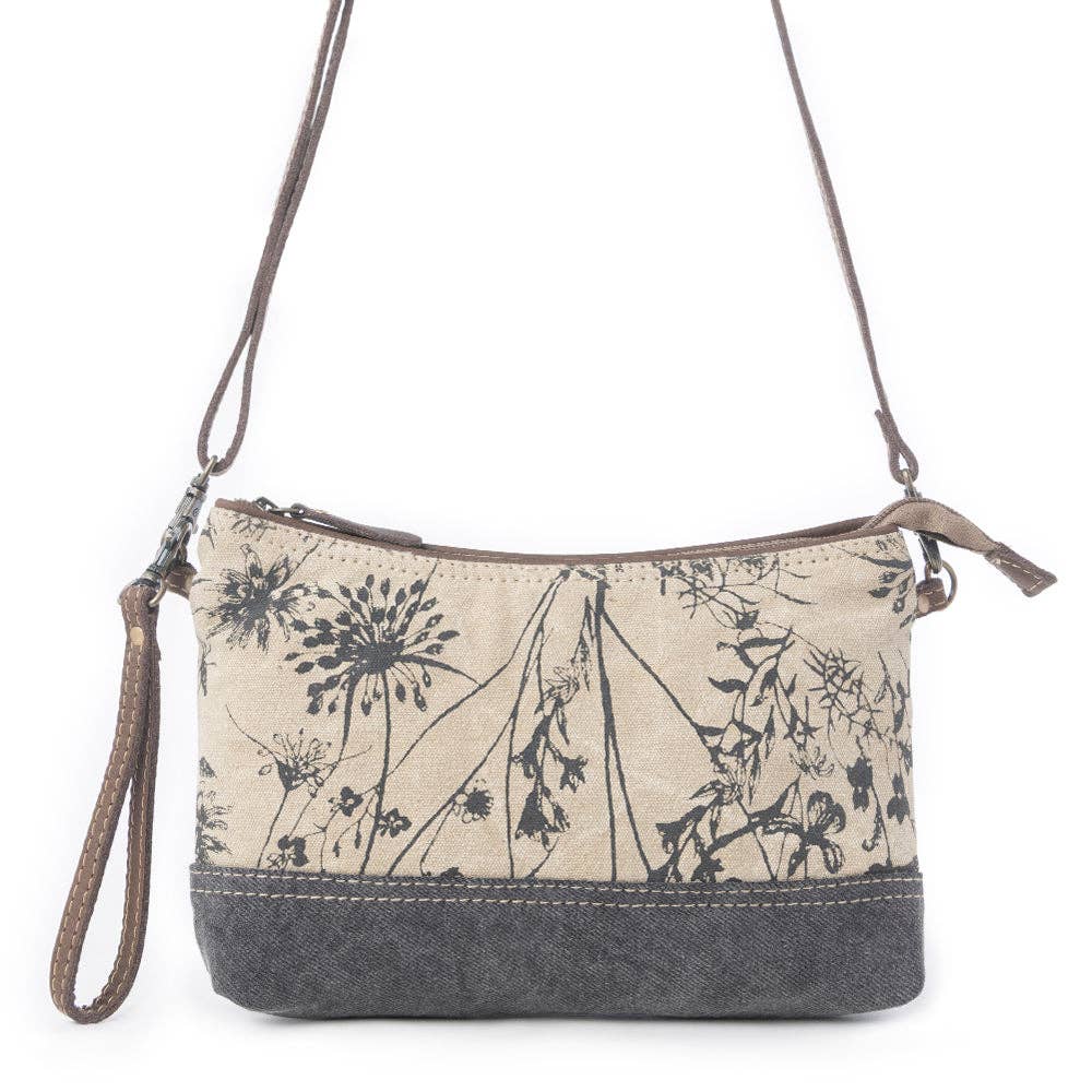 DAINTY DELIGHT SMALL & CROSS BODY BAG