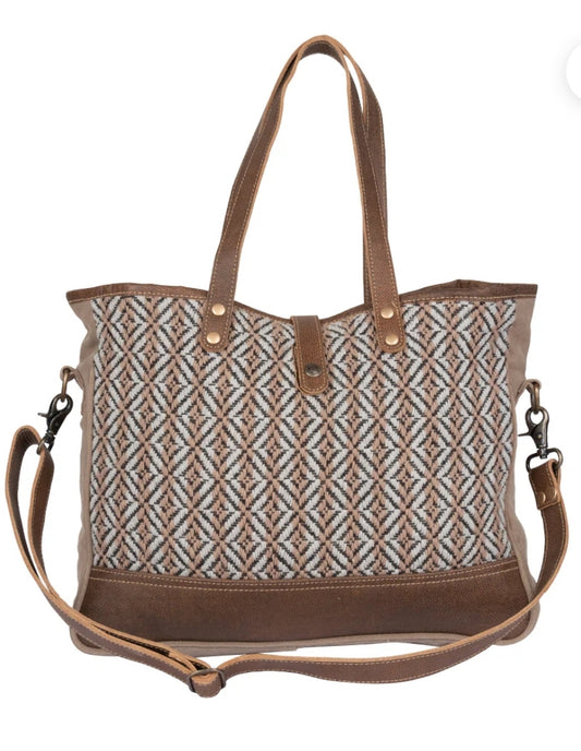Exquisite Move Weekender Bag - Myra