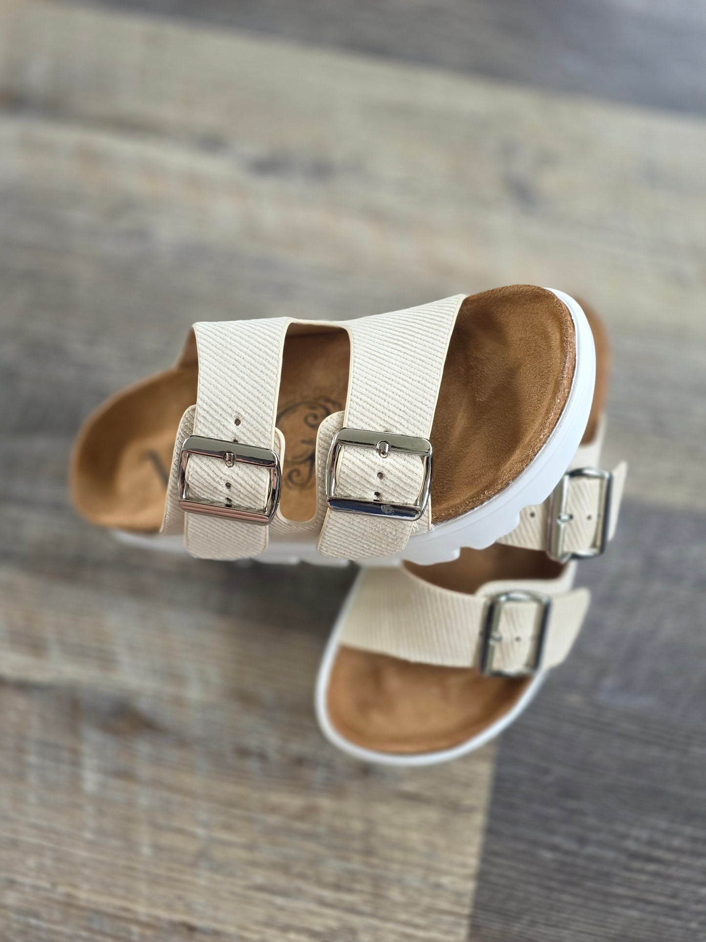 Cream Jazmin 2 Very G Sandals