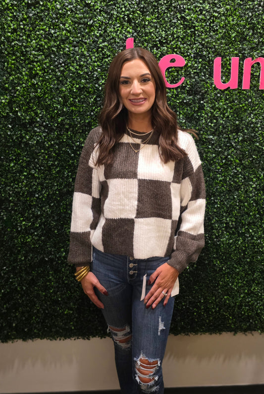 CHECKER RELAXED FIT COMFY SWEATER