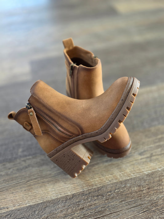 Tan Maeve Very G Boot